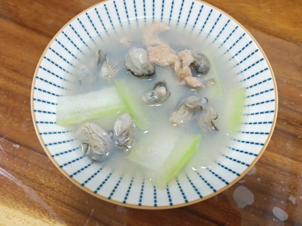 红牛配资 夏天最该喝的“补水祛湿汤”！随手煮，清热解毒还祛湿，鲜掉眉毛～